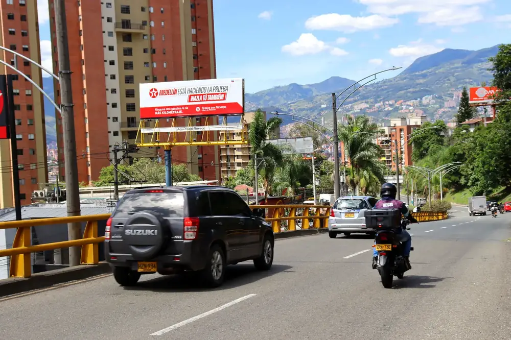 Valla publicitaria PAM-007B de Hercas en Vía Las Palmas