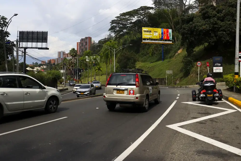 Valla publicitaria PAM-009B de Hercas en Vía Las Palmas