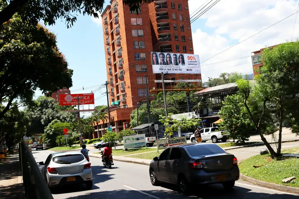 Valla publicitaria PUV-031 de Hercas en El Poblado
