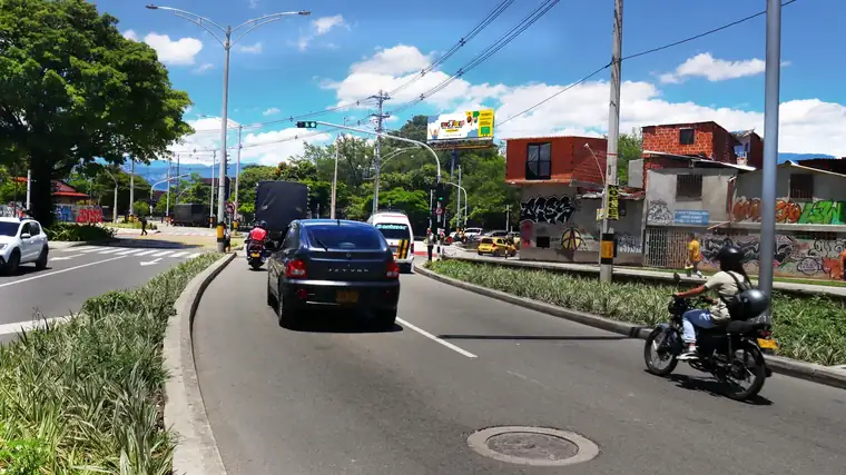 Valla publicitaria PUV-065 de Hercas en Centro de Medellín