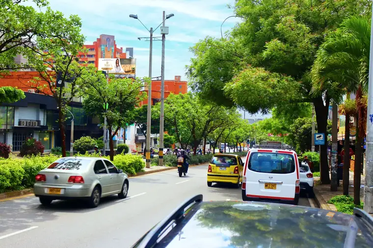 Valla publicitaria PUV-079B de Hercas en Avenida 33