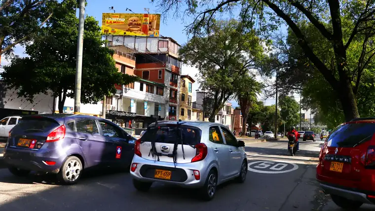Valla publicitaria PUV-091 de Hercas en Carrera 70 – 80