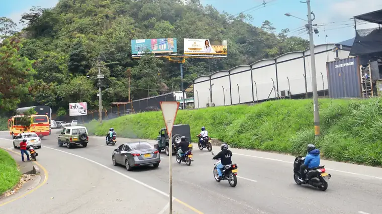 Valla publicitaria PRP-005B de Hercas en Caldas